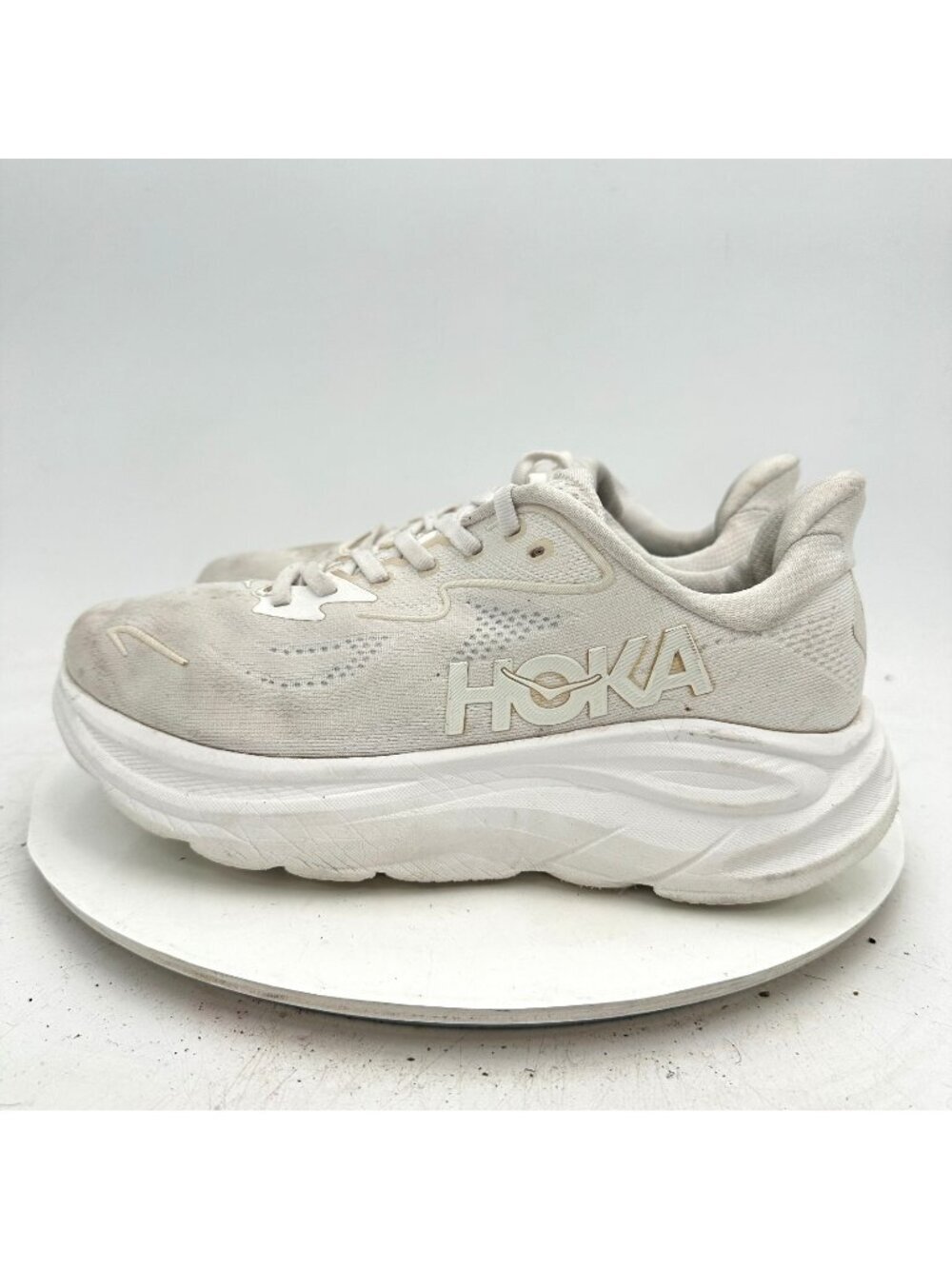 HOKA Clifton 10 Wide Women Size 9D 1162050-WWH White Running Shoes